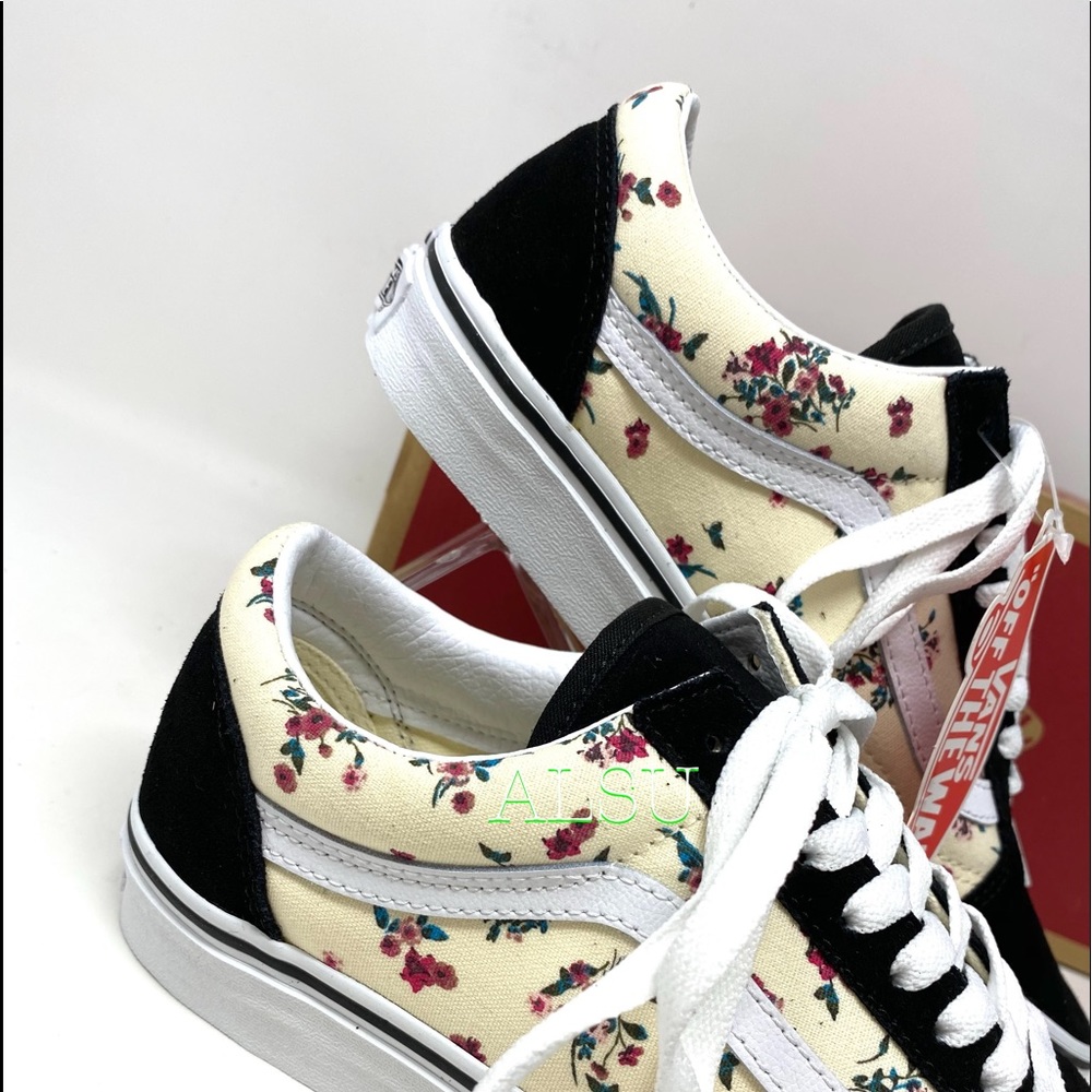 🌸Sale🌸 VANS Old Skool Ditsy Floral Women’s Sneakers Roses Pattern VN0A38G116Z - Picture 10 of 11
